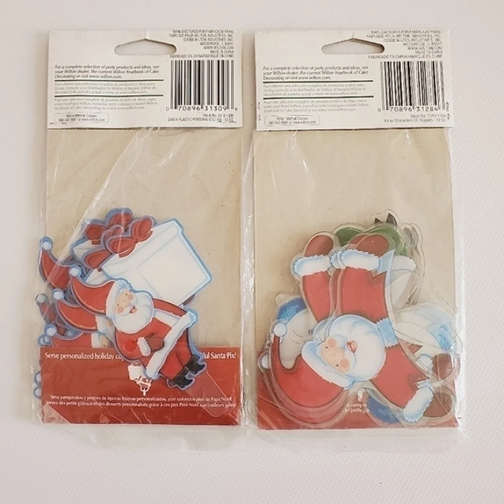 Wilton Christmas Cupcake Pix, Set of 2